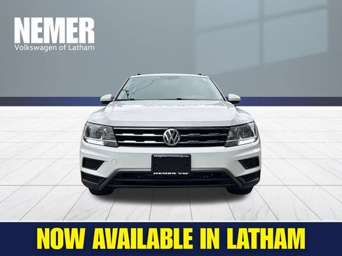 Used 2020 Volkswagen Tiguan SE AWD/4WD image 6
