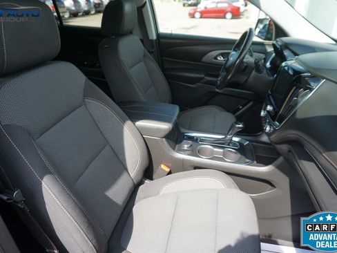 Used 2019 Chevrolet Traverse LT AWD/4WD image 31