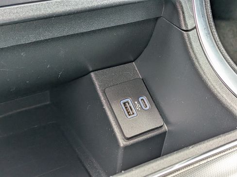 Used 2024 Ford Edge Titanium AWD/4WD image 31