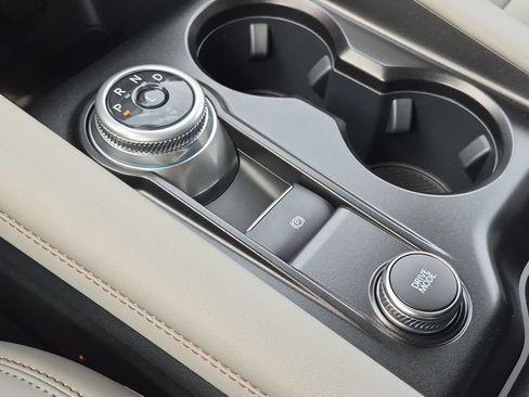 New 2026 Ford Explorer Active AWD/4WD image 12