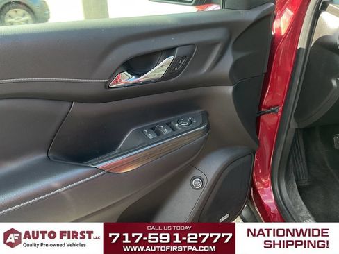 Used 2019 GMC Acadia SLT AWD/4WD image 5
