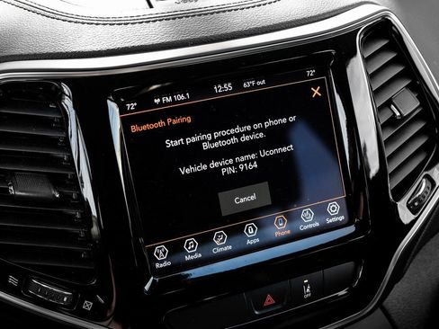 Used 2022 Jeep Cherokee Limited image 40