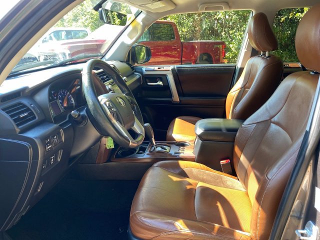 Used 2016 Toyota 4Runner SR5 RWD image 11