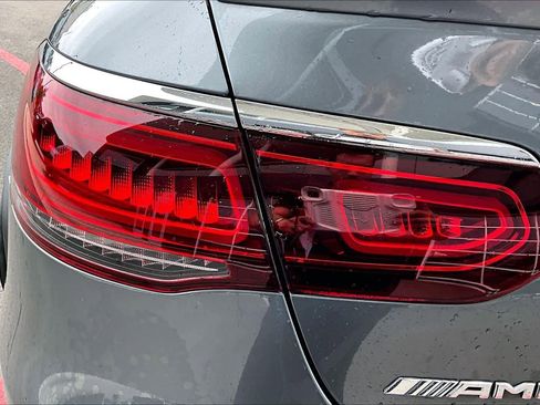 Used 2023 Mercedes-Benz GLC 43 AMG AMG GLC 43 image 28