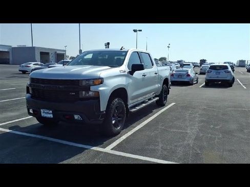 Used 2019 Chevrolet Silverado 1500 Custom Trail Boss image 4