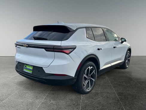 New 2026 Chevrolet Equinox EV LT image 7