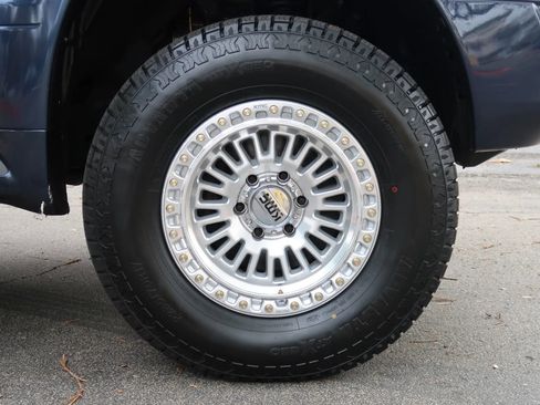 Used 2004 Lexus GX 470 image 8