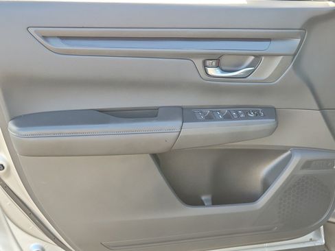 Used 2026 Honda CR-V EX image 13