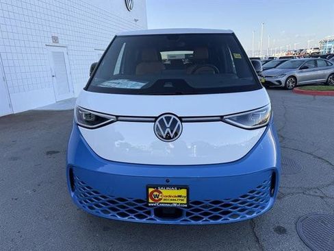 New 2025 Volkswagen ID. Buzz Pro S Plus image 9