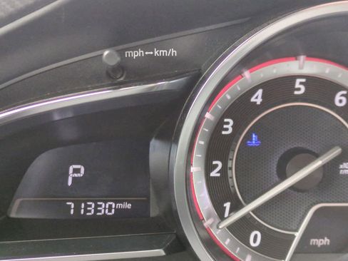 Used 2014 MAZDA MAZDA3 s Grand Touring w/ Technology Package image 34