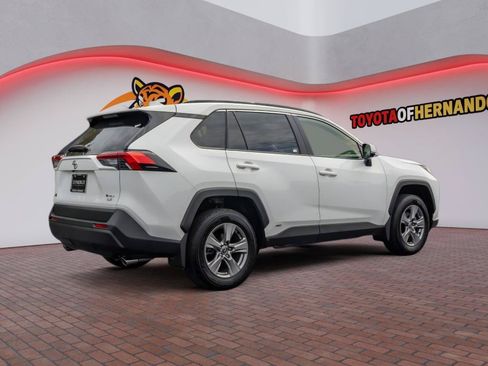 Used 2025 Toyota RAV4 LE AWD/4WD image 6