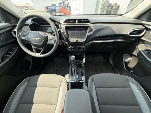 Certified 2023 Chevrolet TrailBlazer LT w/ Convenience Package AWD/4WD image 19