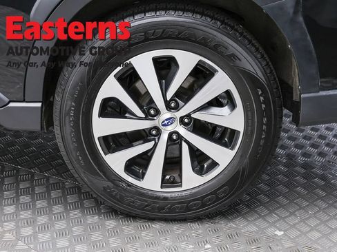 Used 2023 Subaru Outback Premium AWD/4WD image 8