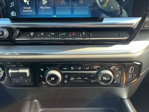 Used 2024 Chevrolet Silverado 2500 High Country w/ High Country Premium Package image 25