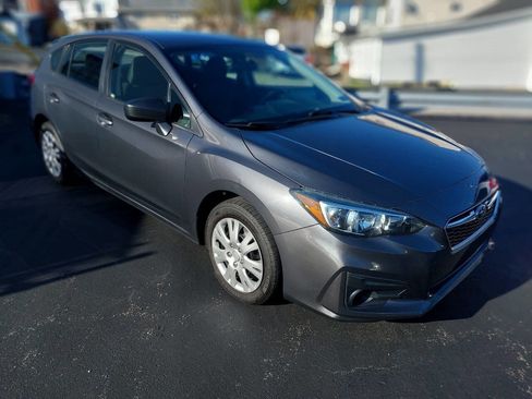 Used 2019 Subaru Impreza 2.0i image 1