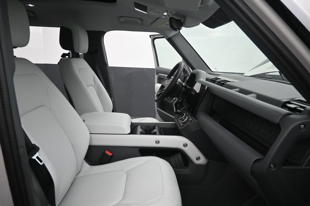 New 2026 Land Rover Defender 110 S AWD/4WD image 11