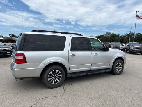 Used 2016 Ford Expedition EL XLT w/ Equipment Group 202A AWD/4WD image 5