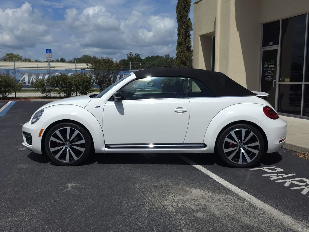 Used 2014 Volkswagen Beetle R-Line FWD image 9