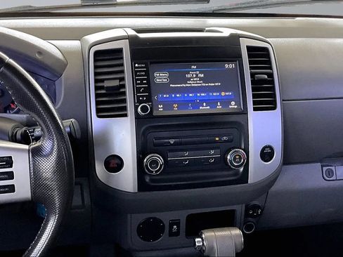 Used 2019 Nissan Frontier SV RWD image 10
