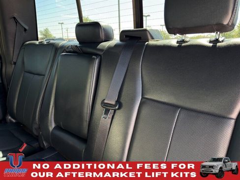 Used 2022 Ford F250 Lariat w/ Black Appearance Package AWD/4WD image 26
