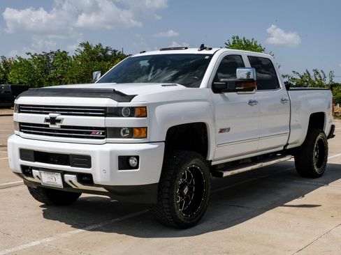 Used 2016 Chevrolet Silverado 2500 LTZ w/ Duramax Plus Package AWD/4WD image 6