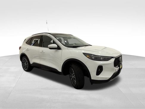 New 2024 Ford Escape SE w/ PHEV Premium Package image 7