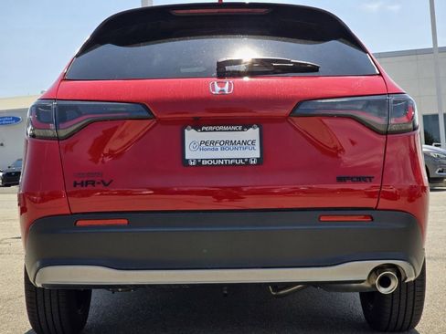 New 2026 Honda HR-V Sport image 8