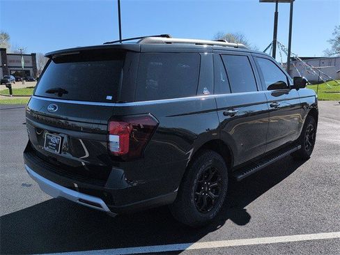 Used 2022 Ford Expedition Timberline image 6