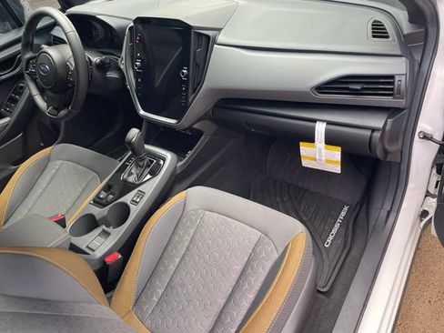 Used 2025 Subaru Crosstrek 2.5i Sport AWD/4WD image 17