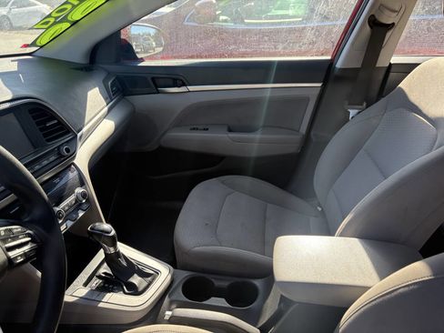 Used 2020 Hyundai Elantra SEL image 13