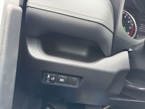 Certified 2021 Toyota RAV4 XLE image 19