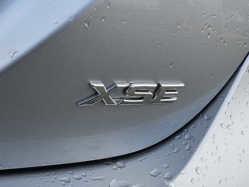 Used 2023 Toyota Camry XSE image 31