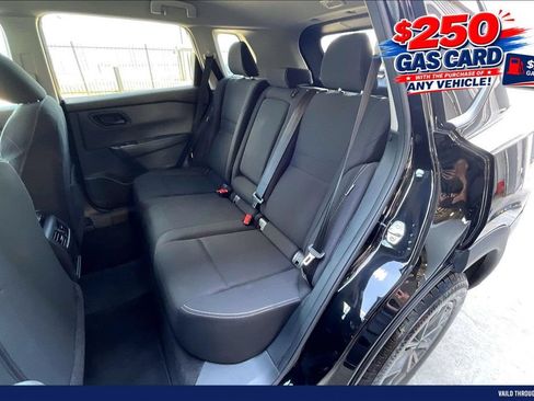 Used 2024 Nissan Rogue S FWD image 25