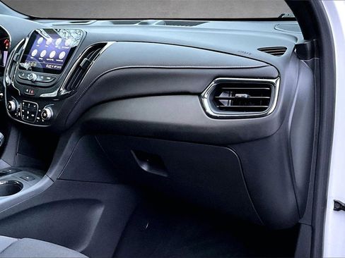 Used 2023 Chevrolet Equinox RS image 25