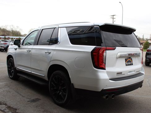 Used 2022 GMC Yukon Denali AWD/4WD image 8