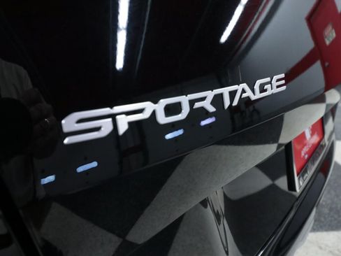 Used 2023 Kia Sportage SX FWD image 34