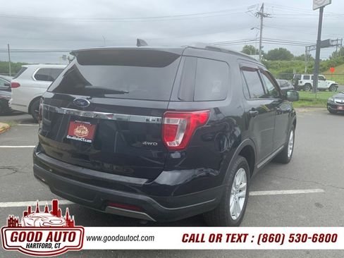 Used 2019 Ford Explorer XLT AWD/4WD image 5