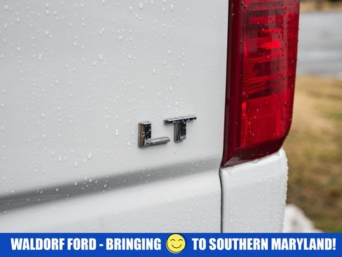 Used 2024 Chevrolet Silverado 2500 LT w/ Convenience Package image 7