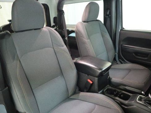 Used 2024 Jeep Wrangler Sport image 12
