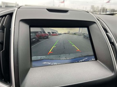 Used 2015 Ford Edge SEL w/ Equipment Group 201A image 19