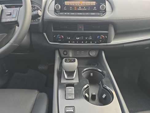 New 2026 Nissan Rogue Dark Armor FWD image 3