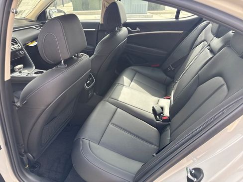 New 2026 Genesis G70 2.5T RWD image 12