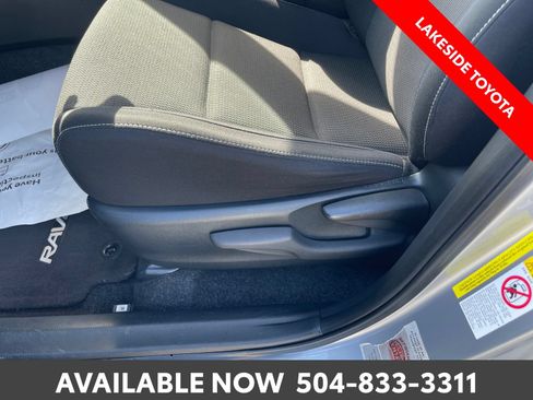 Used 2018 Toyota RAV4 XLE w/ Plus Extra Value Package FWD image 26