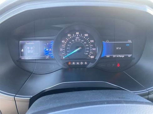 Certified 2023 Ford Edge SEL image 17