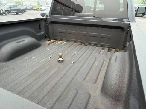 Used 2025 RAM 2500 Laramie w/ Night Edition AWD/4WD image 11
