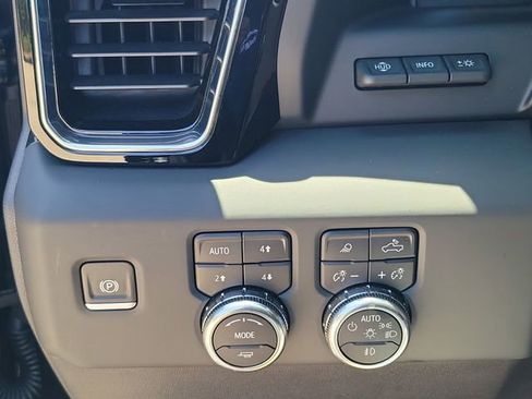 Certified 2024 GMC Sierra 1500 Denali w/ Technology Package image 20