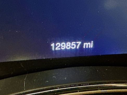 Used 2016 Jeep Grand Cherokee Limited w/ Luxury Group II image 19