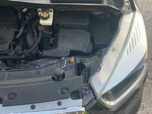 Used 2017 Ford Escape SE AWD/4WD image 39