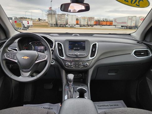 Used 2024 Chevrolet Equinox LT image 27