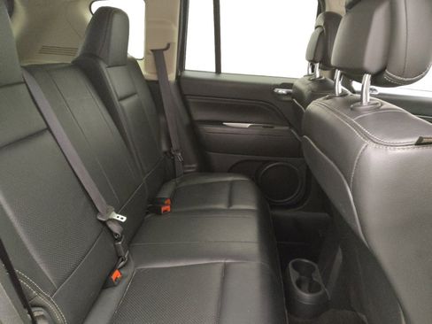 Used 2017 Jeep Compass High Altitude AWD/4WD image 19
